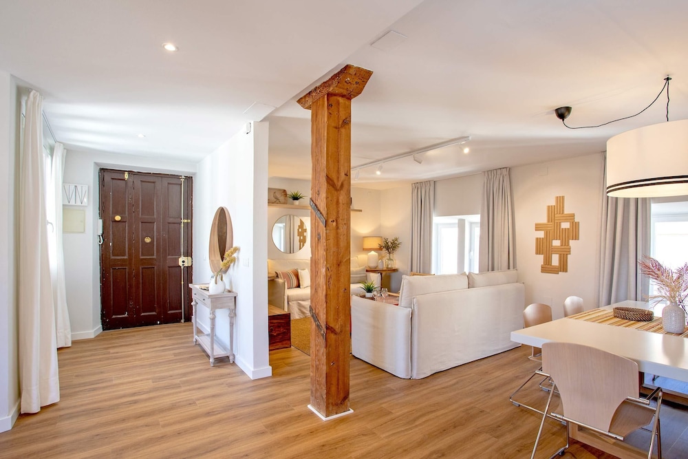 Cozy Apartament in Malaga. Larios III