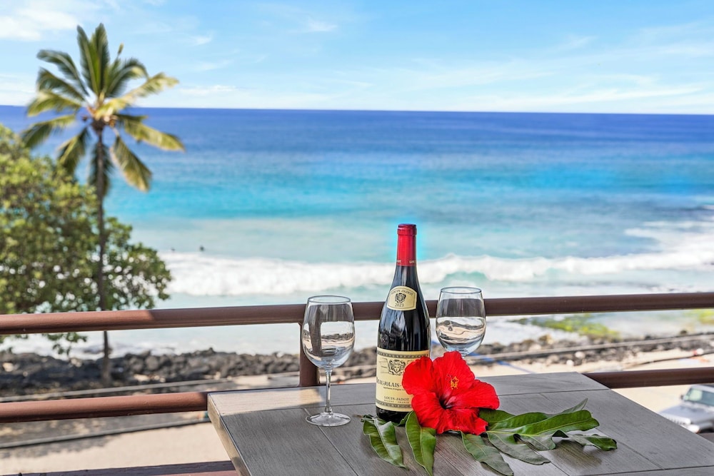 End Unit Oceanview Condo - Pool - Sauna & Tennis! - Vrkcv