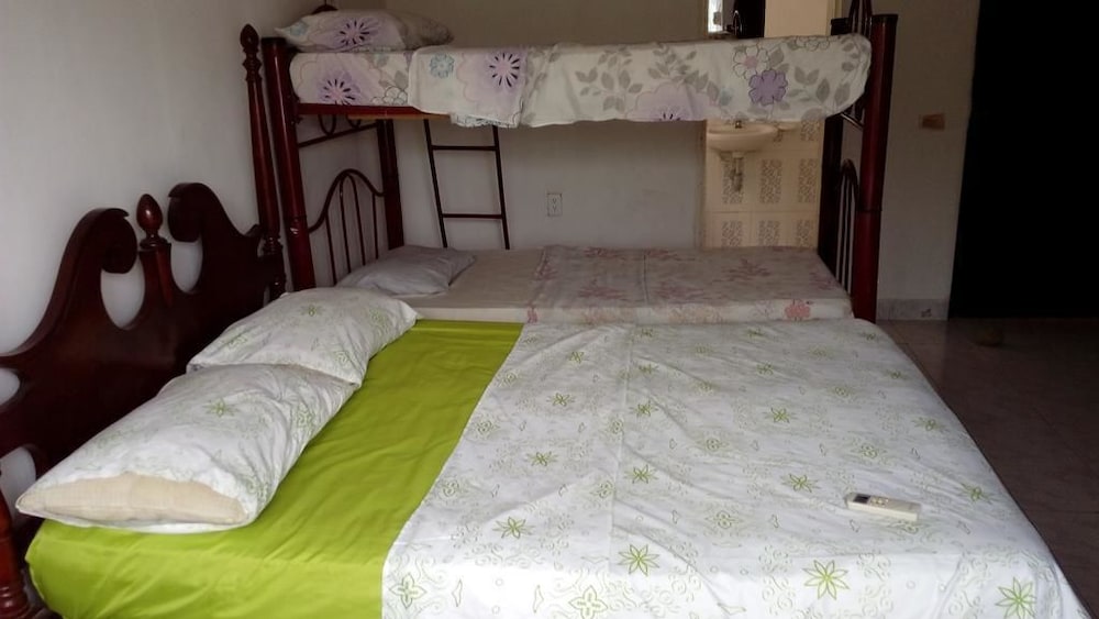 Taminaka Hostel