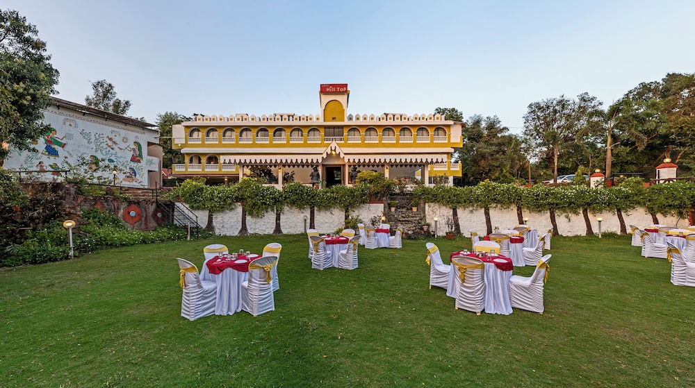 Hotel Hilltop by Fidato Hotels