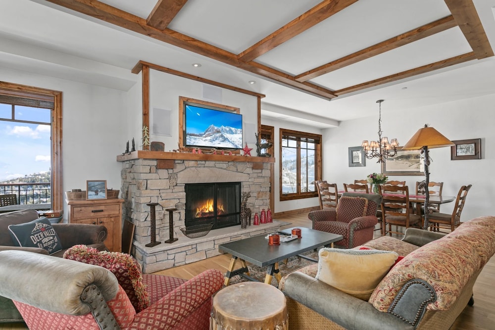Shooting Star Lodge at Deer Valley Resort - Three Bedroom Residence #205 3 Condo
