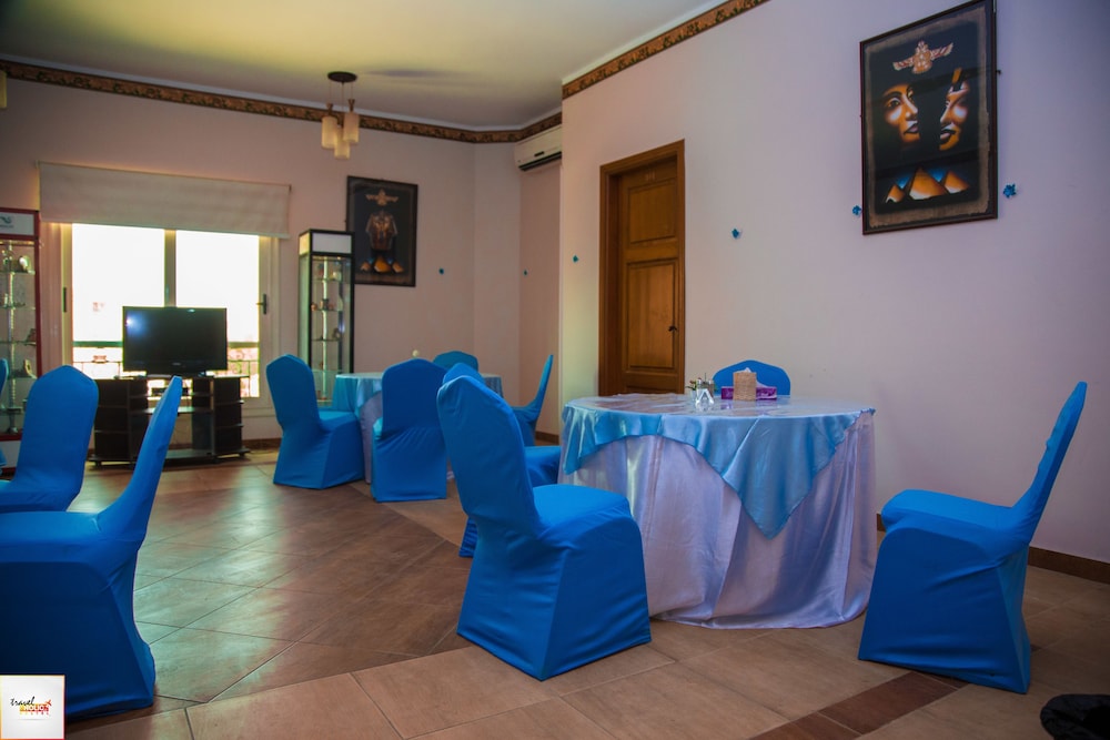meeting & event spaces