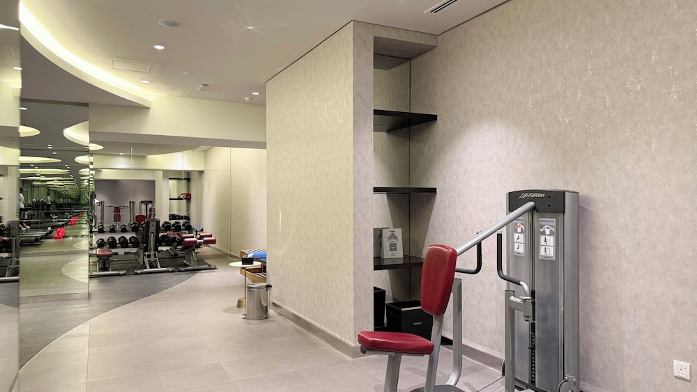 DAMAC Suites by Hostiva – Burj & Fountain
