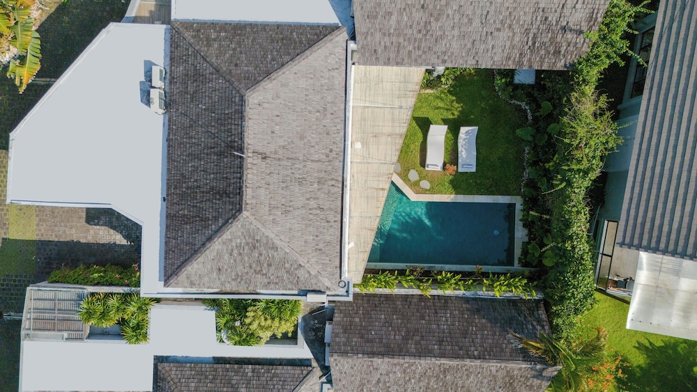 Villa Mylandro by Pertama Management