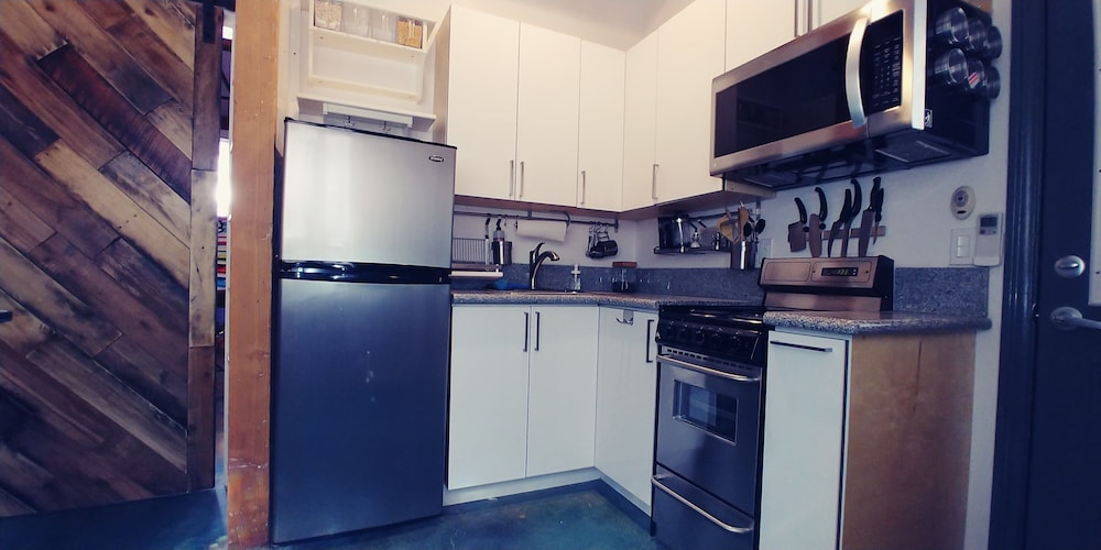 House of Trestles - Hostel