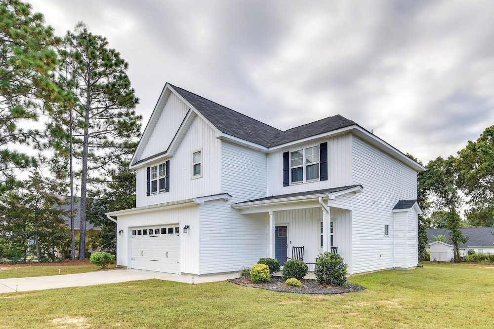 11 Mi to Fort Bragg: Family Home w/ Patio!