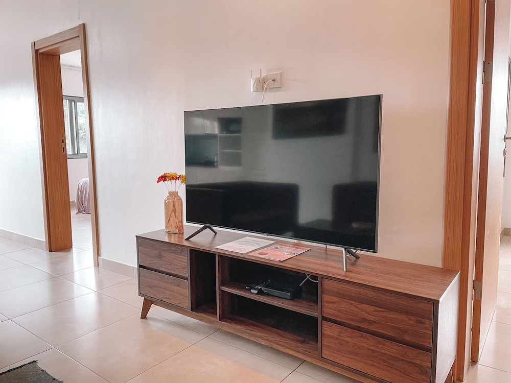 Sky Suites Airport