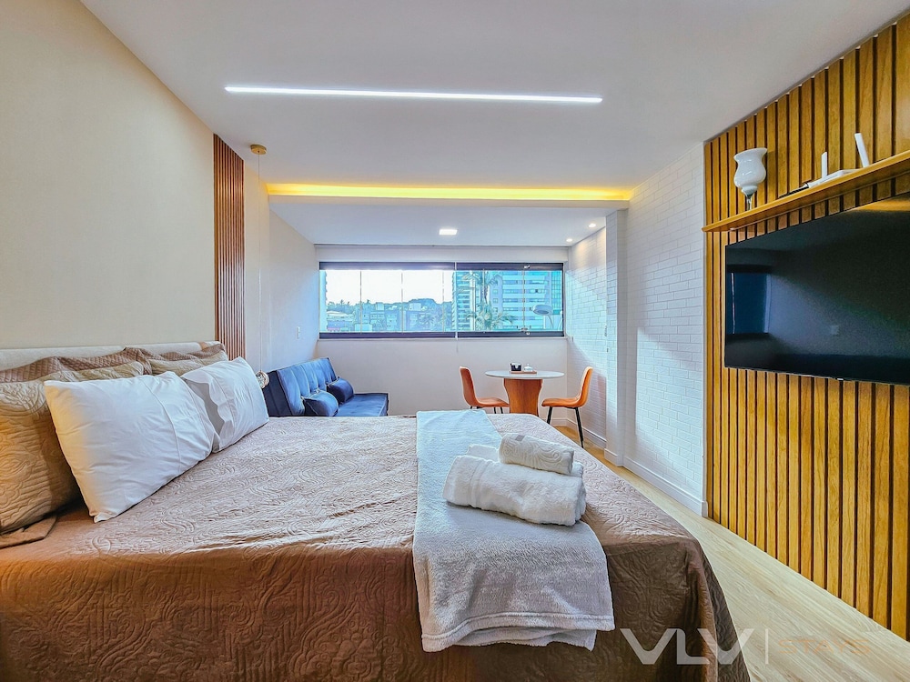 Art Studio by VLV Stays