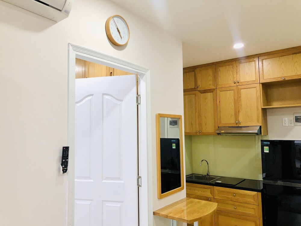 New Hampton Hospitality - Cornelia Hotel & Apartment