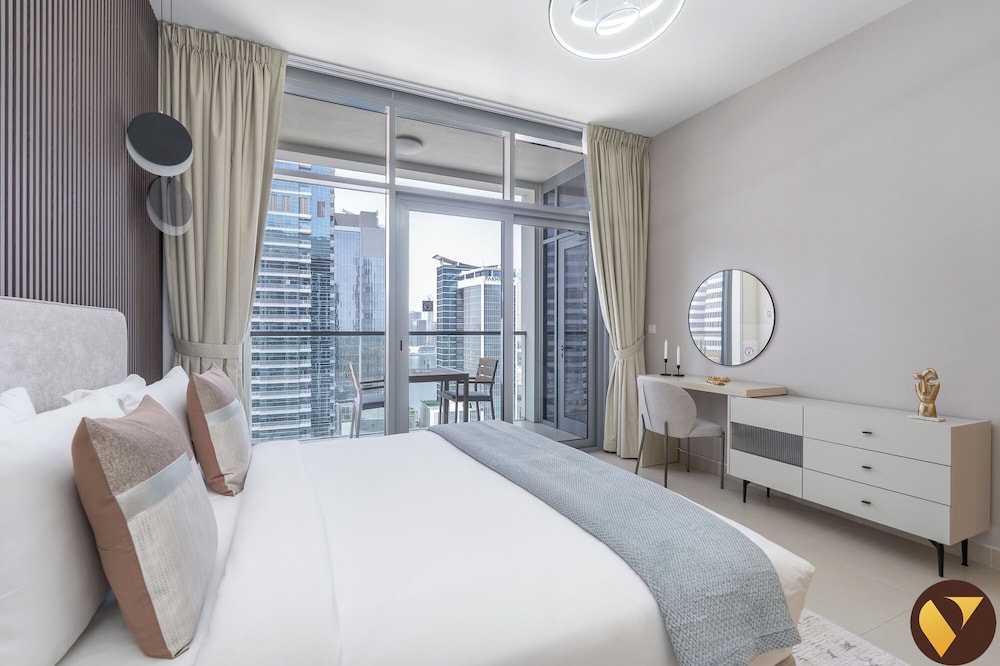 Bellevue Downtown BurjKhalifa Dubai Mall