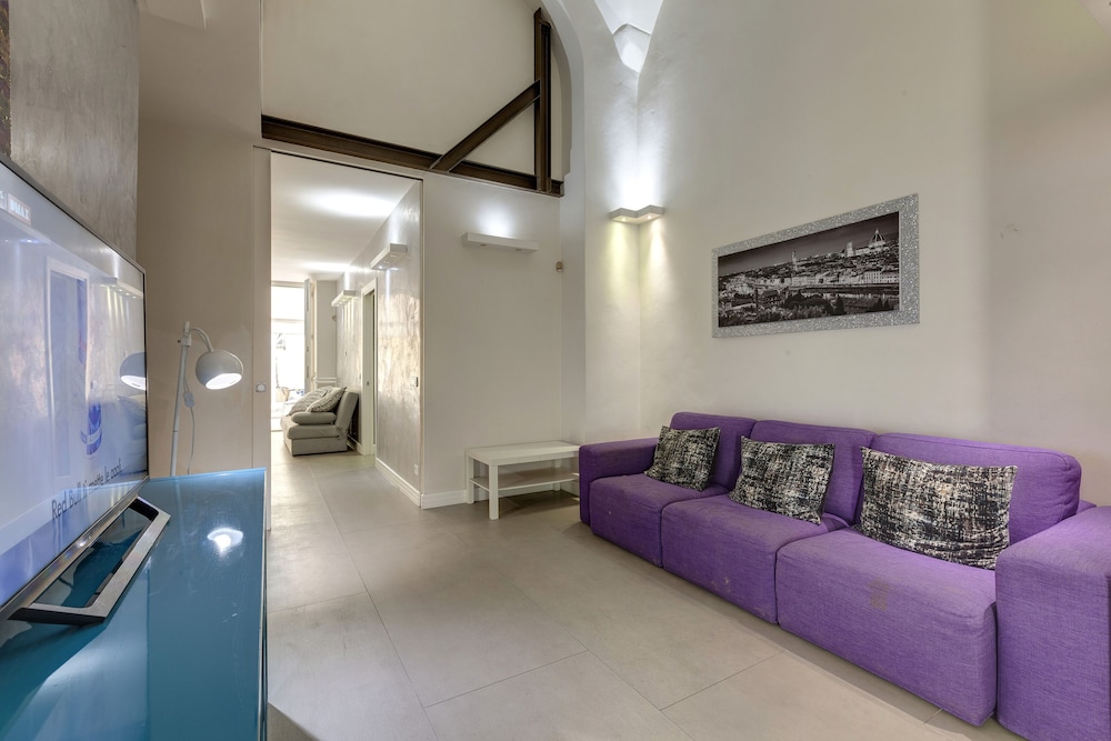 Exceptional and Comfortable for 7 People in the Center of Florence