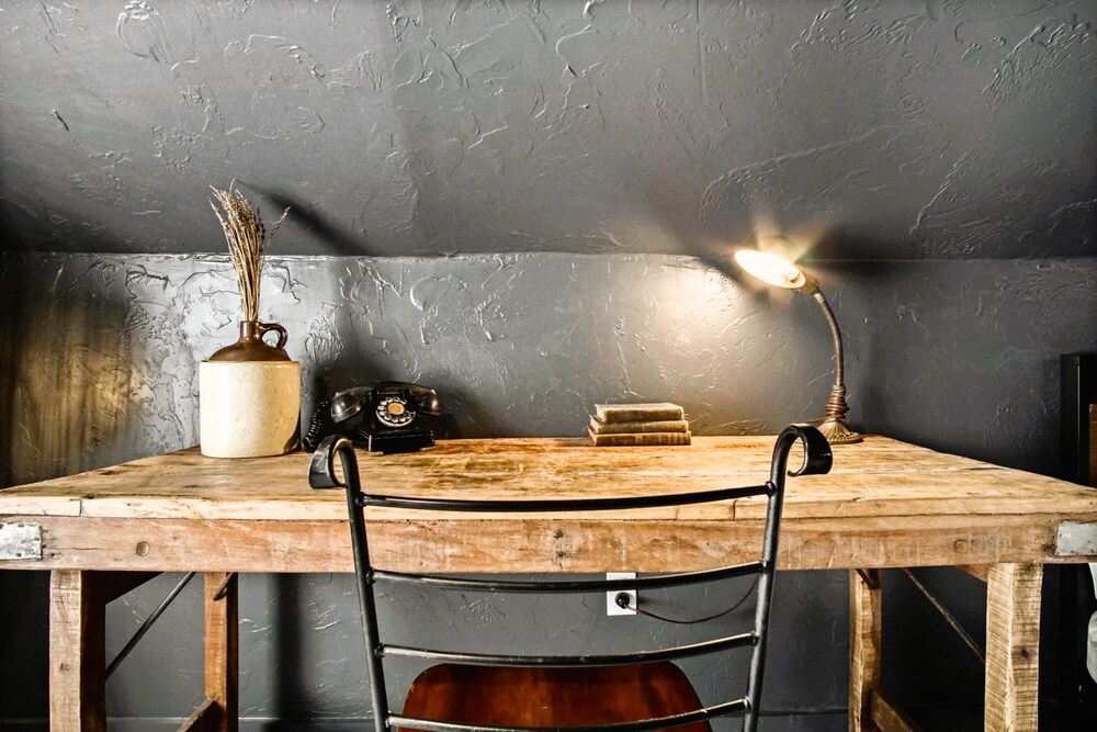 Oklahoma City Vacations - 3-story 6-bedroom 4 Bathrooms 3min-asian Dist - Property Image 82