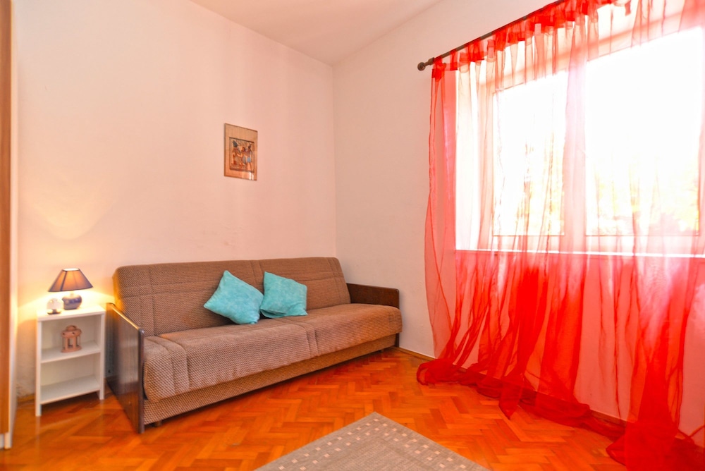 Apartment 1122 view 5