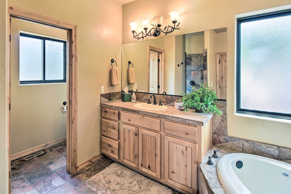 Torreon 'crow's Nest' Mountain Home w/ Views! view 3
