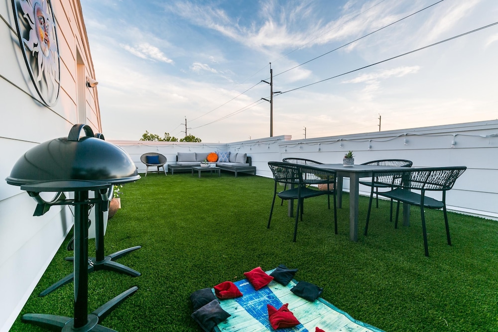 Montrose Guesthouse Suites
