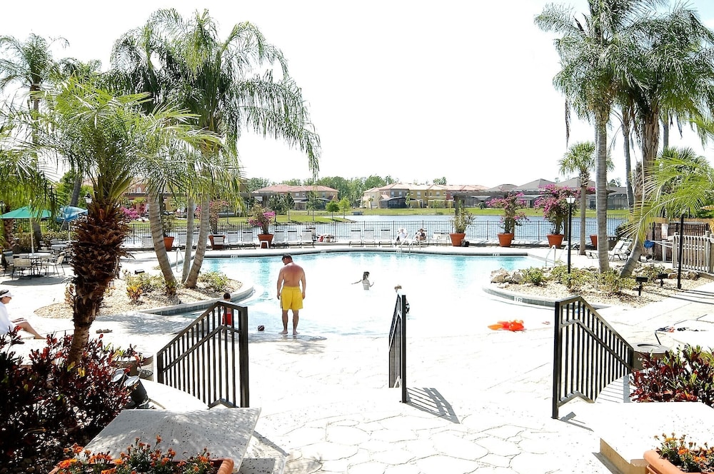 87631 Games Room+2-masters+hottub+water View! - Image 3