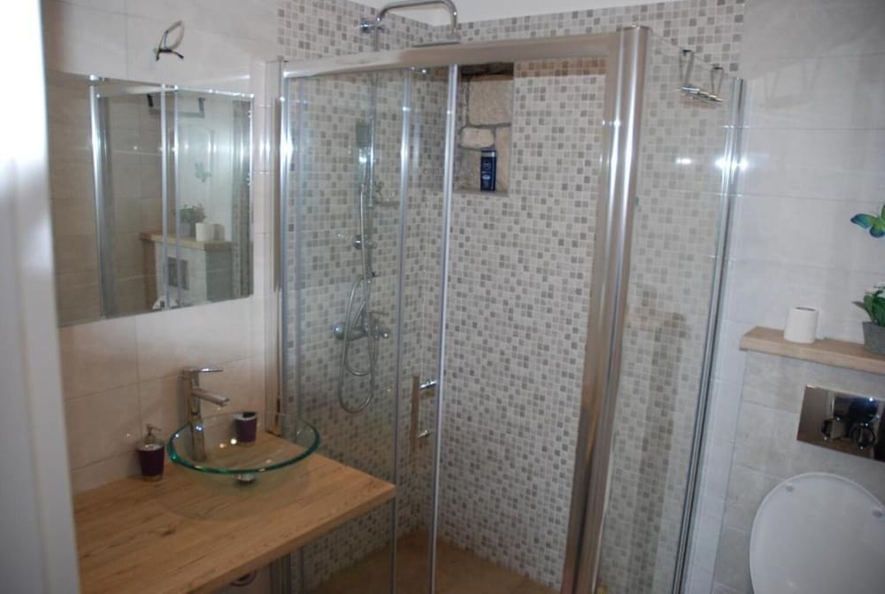 Sima - Comfortable Family Apartments - A1 Šima view 4