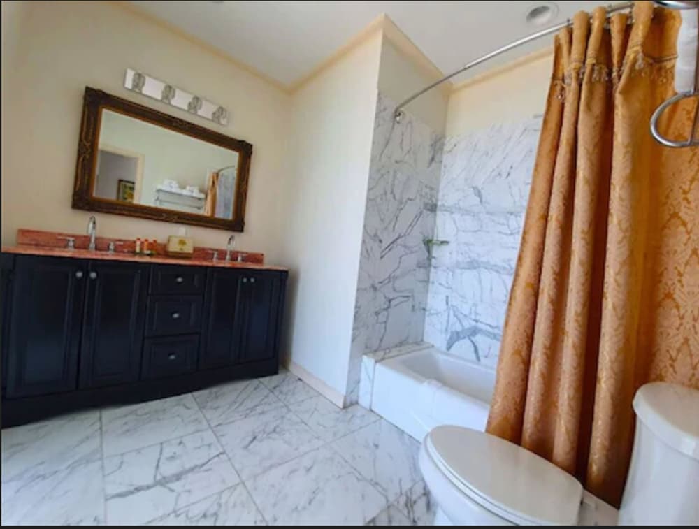 Nassau - Paradise Island Vacations - Ocean West Boutique Hotel - Property Image 13