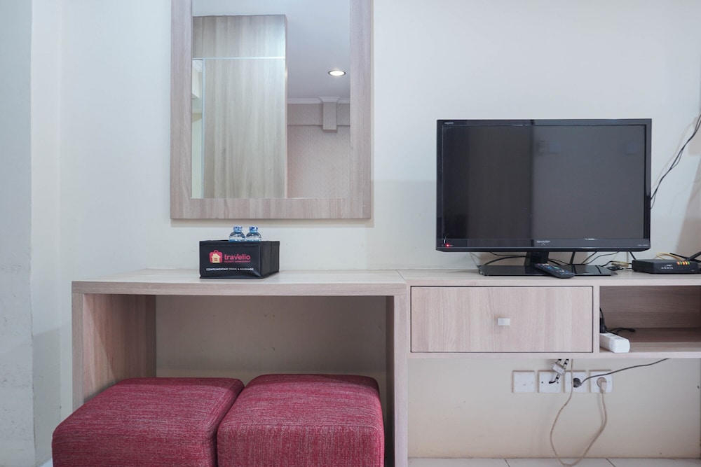 Comfortable Studio Room At Kebagusan City Apartment