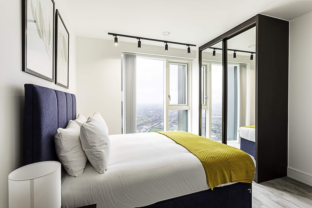 Icon Tower Flat IX