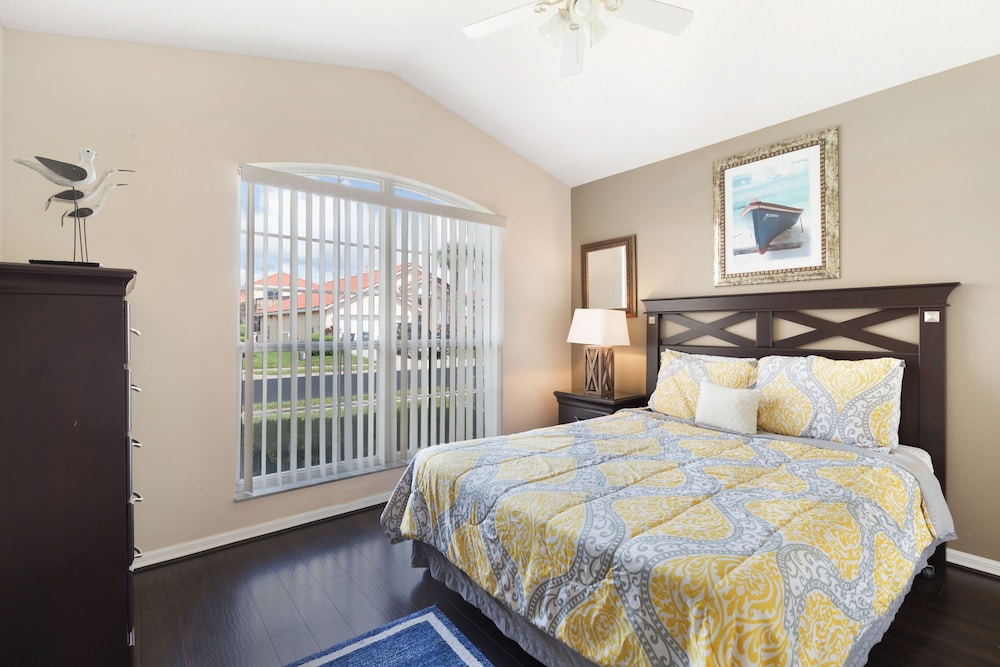 Sunny Retreat by VillaDirect - Image 3