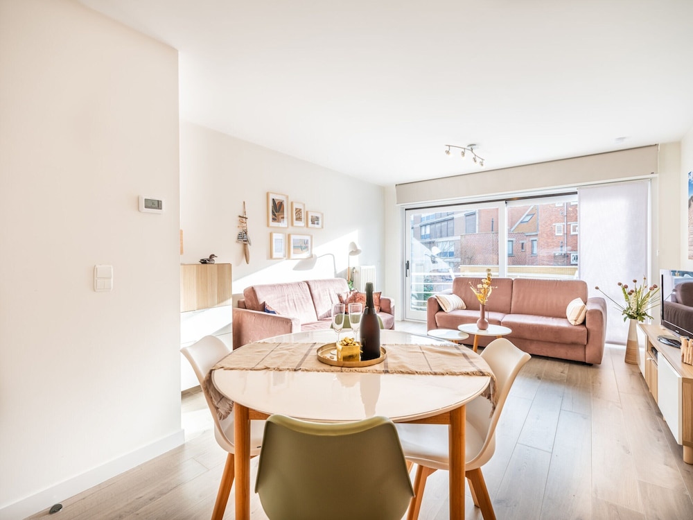 Apartment by Belgian Sea and Dunes