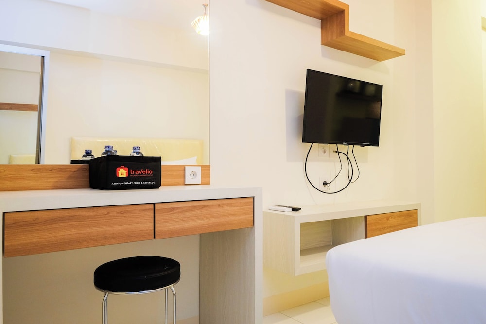 Comfort and Modern Studio Podomoro Golf View Apartment