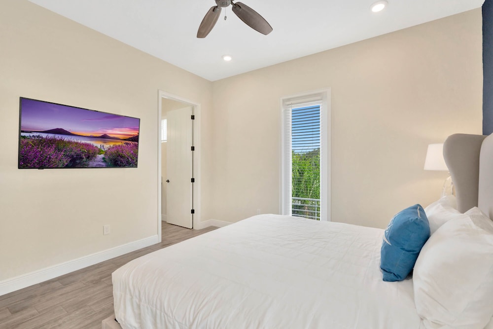 It's A Wonderful Life Vacay Home
