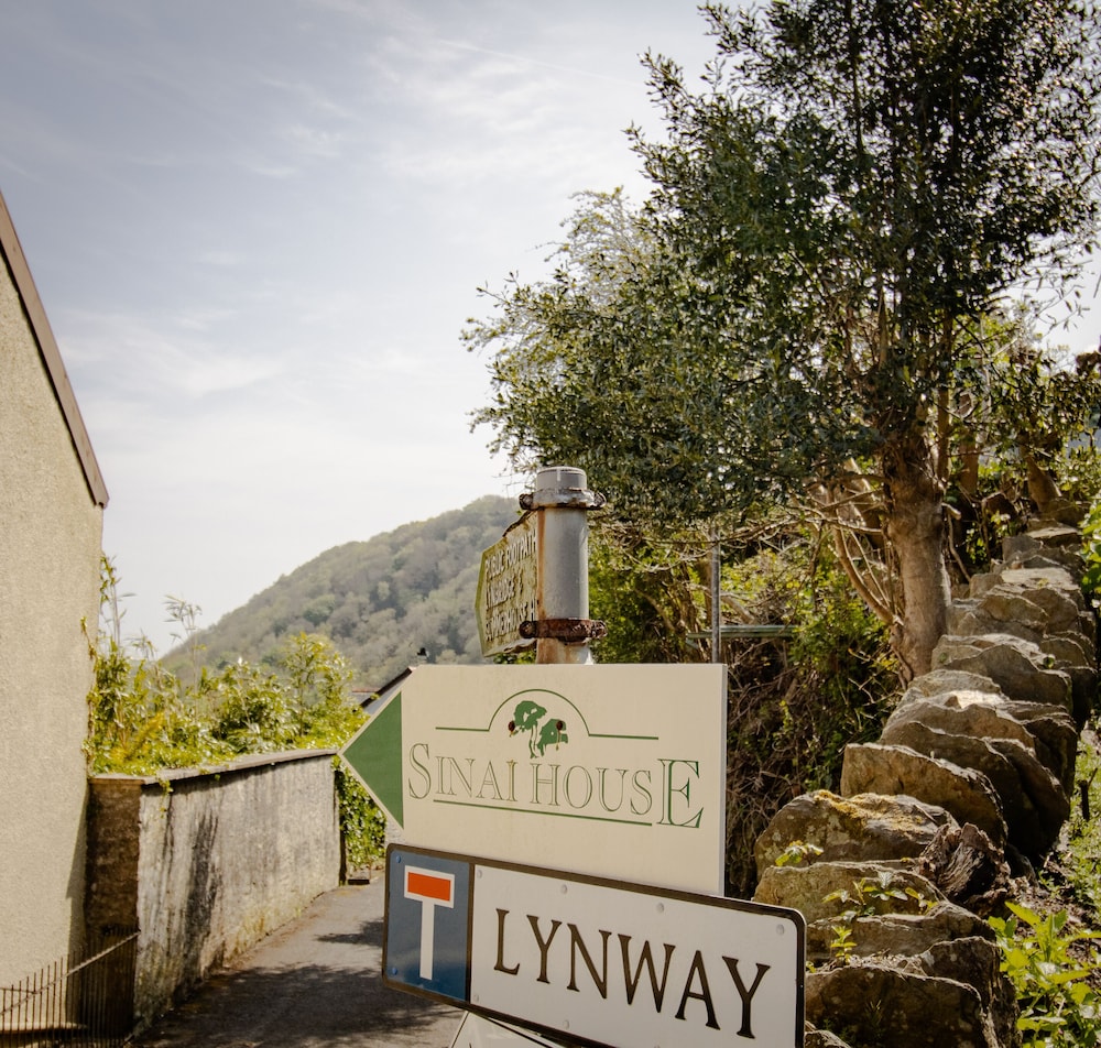 Lynton Vacations - Sinai House - Property Image 34