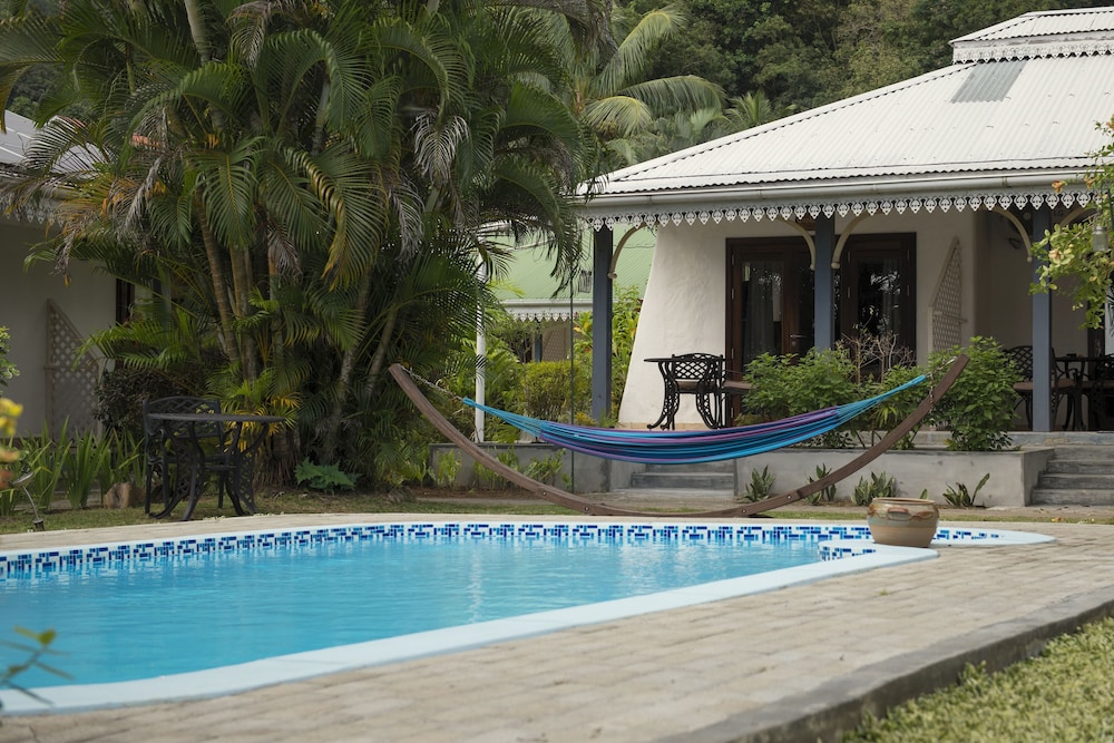 Auberge Chez Plume