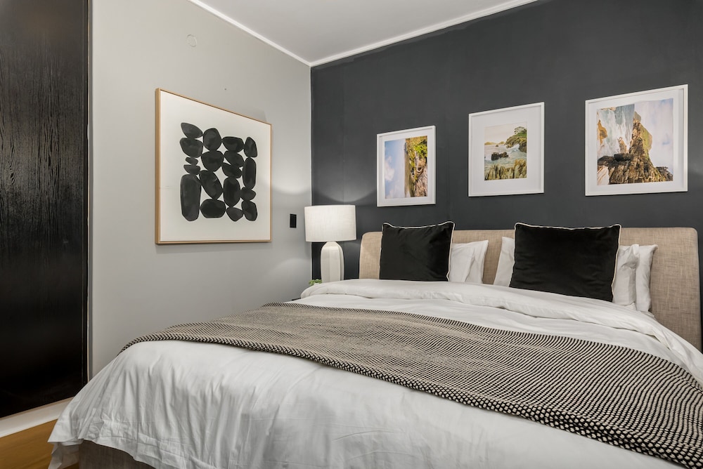 Rockwell 220 by Ctha