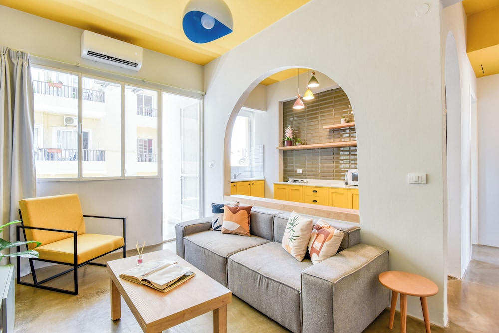 The Arch 2-BR Apartment in Mar Mkhayel