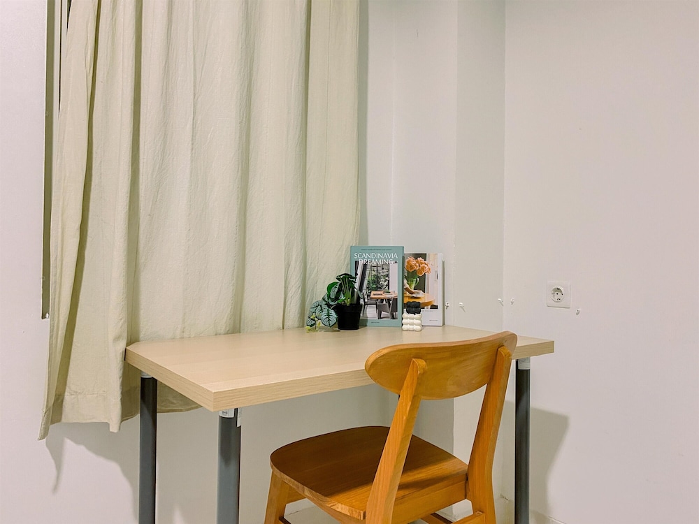 Modern Look 1BR at Sentul Tower Apartment