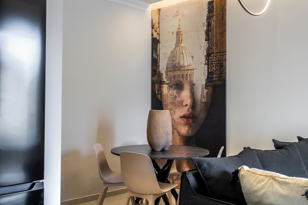 Cozy Central Apartment by HOM54