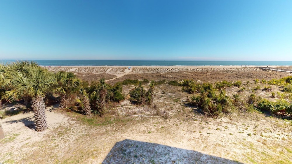 Ocean Song 2 by Tybee Vacation Rentals