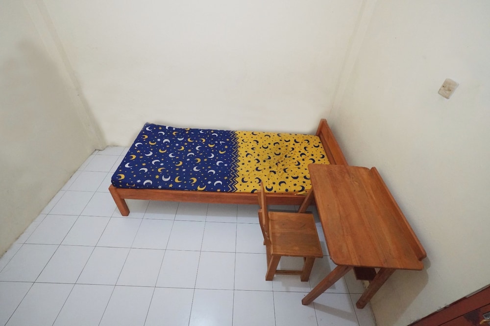 Kingkost Wonocatur view 3
