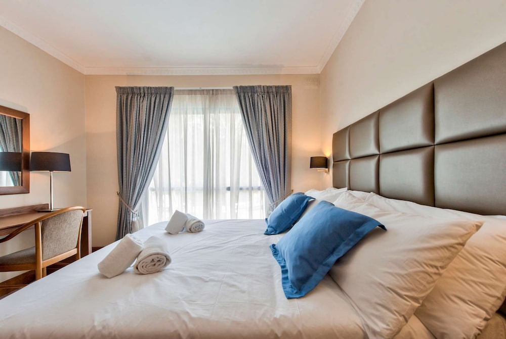 Villa Narcis - 2 Bedroom Villa With Private Pool