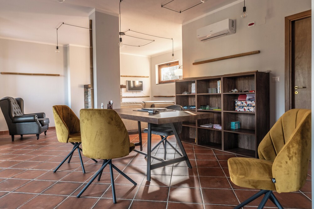 meeting & event spaces