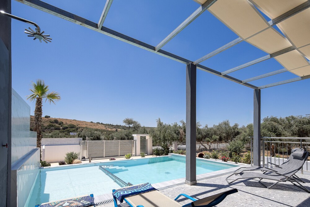 Villa Me and You - With 2 Private Pools