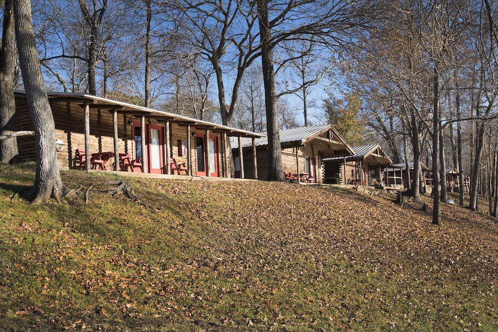 Lindsey's Resort