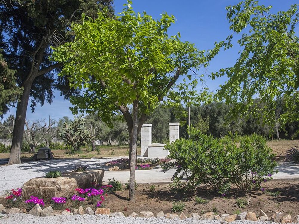Villa Lucrezio Resort