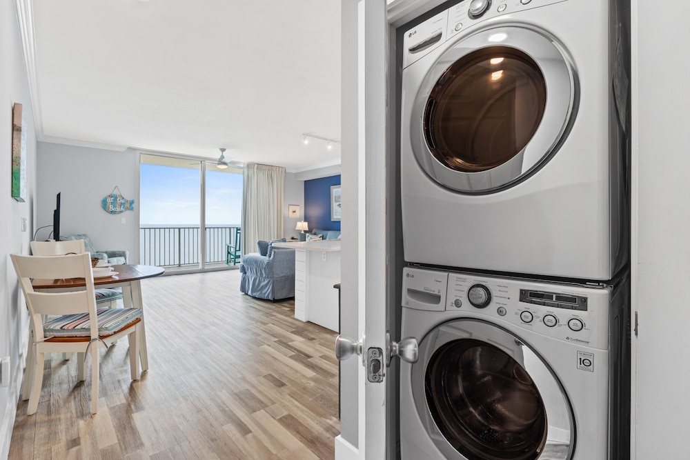 Tidewater by Book That Condo