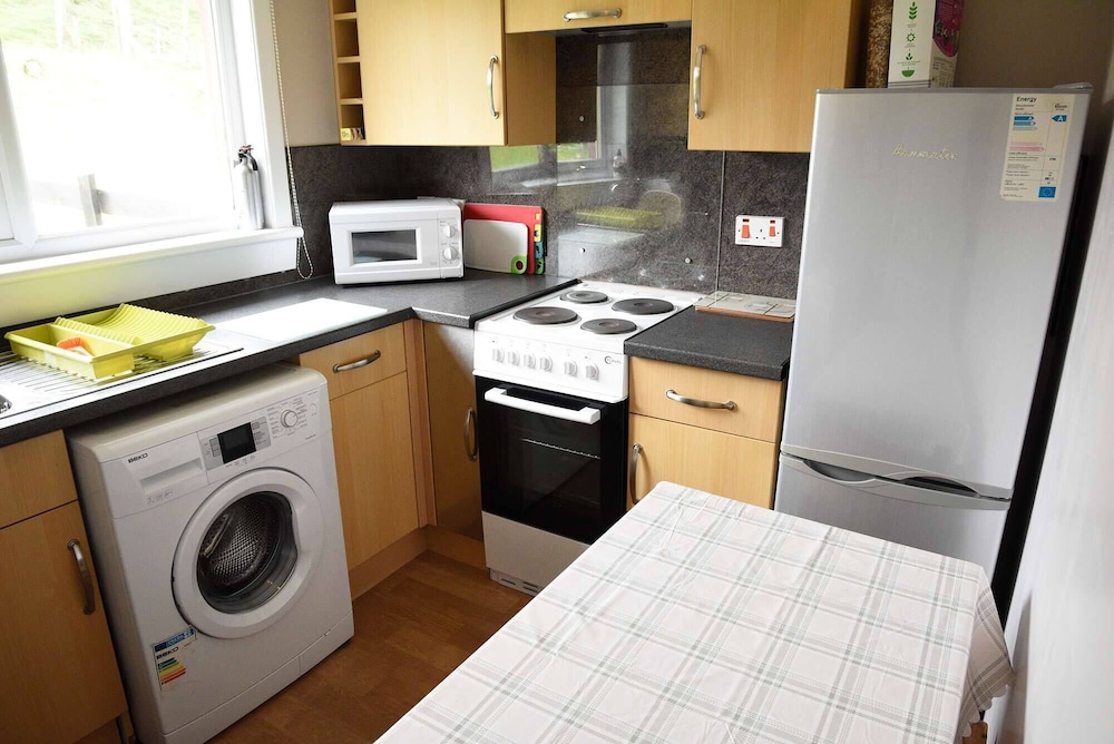 Gairloch View Holiday Cottages - 'kenmore' & 'anmara' view 4