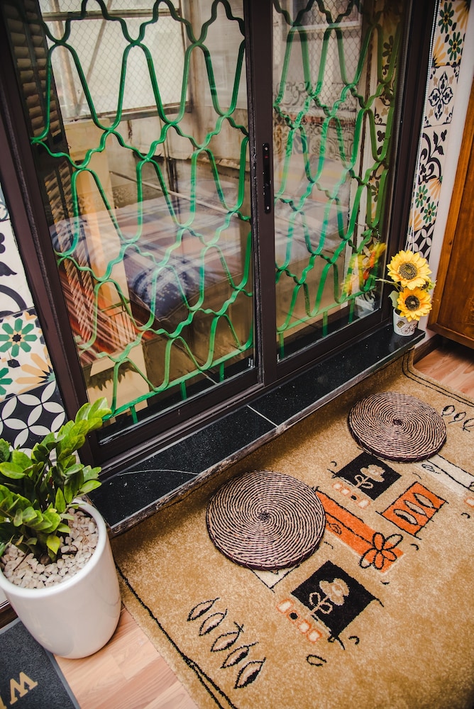 Hanah's Tiny Hanoi Homestay