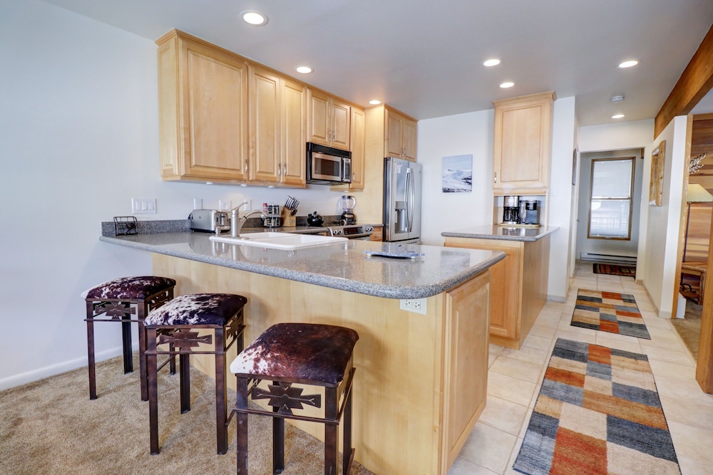 SkyRun Vacation Condos Copper Mountain Resort