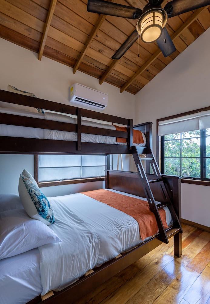 The Lodge at Jaguar Reef