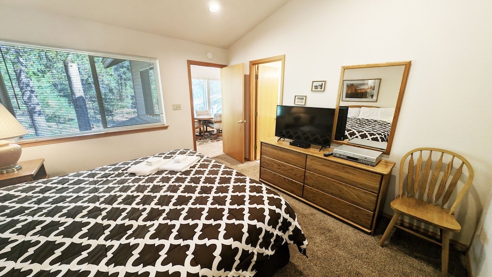 Mt Hood 13 4 Bedroom Home