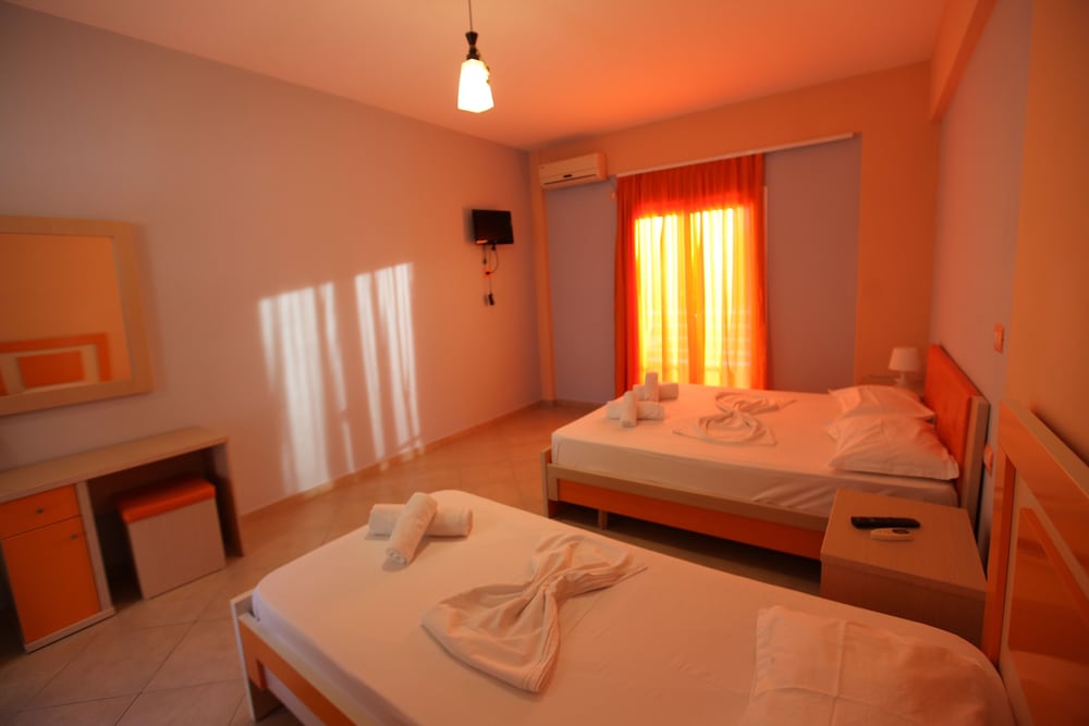 Karos Hotel Llaman