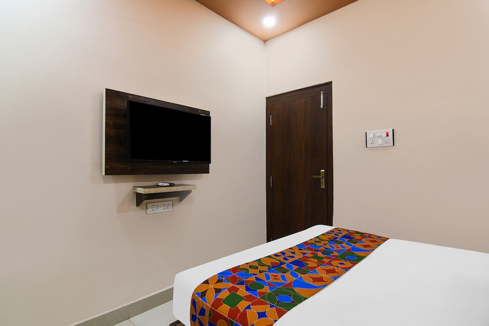 Fabhotel Cookwell