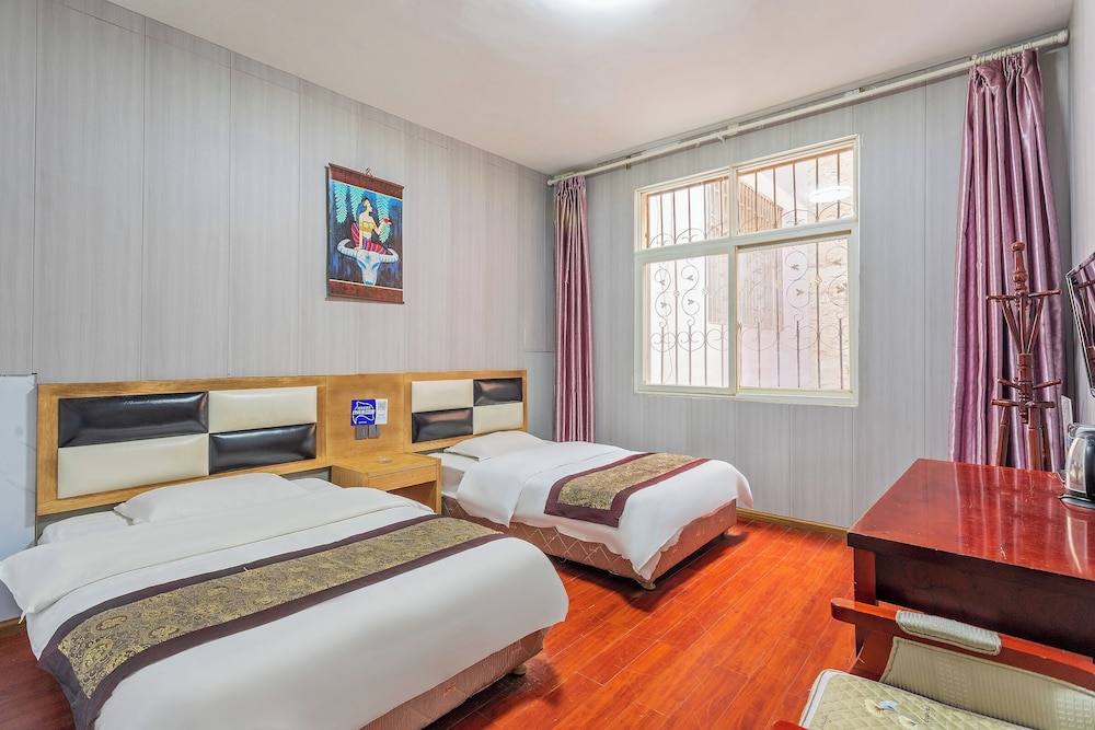 Kunming Panju Hotel